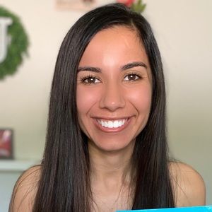 Meet your Posher, Christina